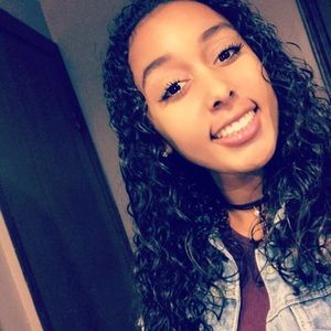 Meet your Posher, Sophia